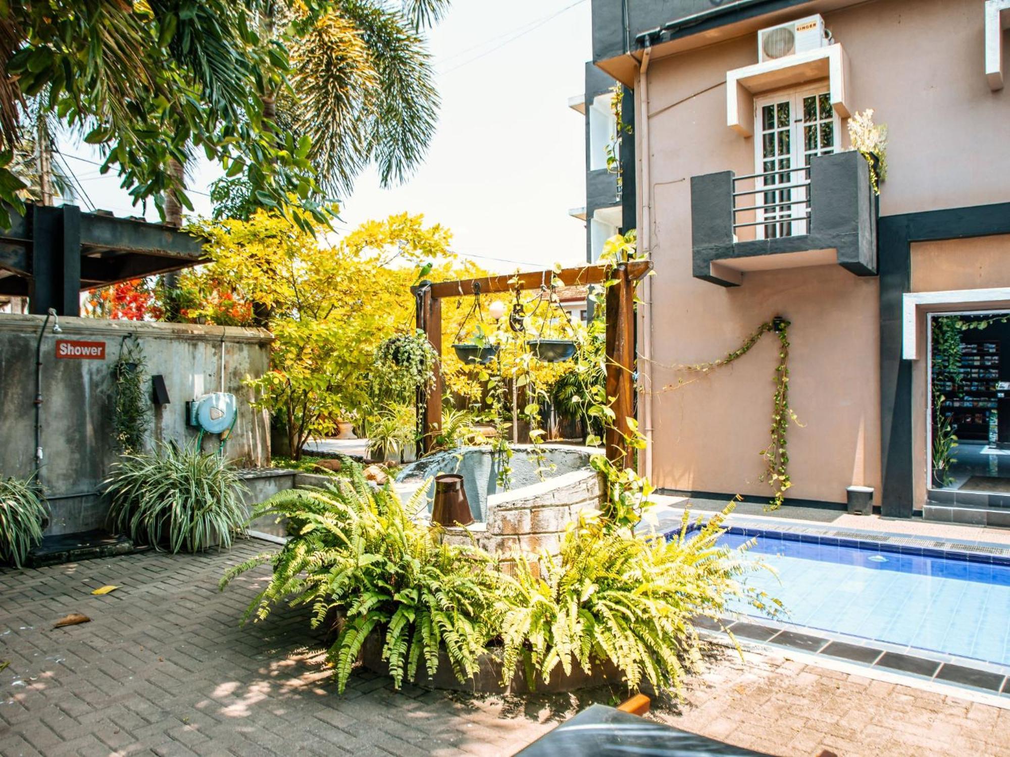 The Panorama Negombo Hotel Exterior photo